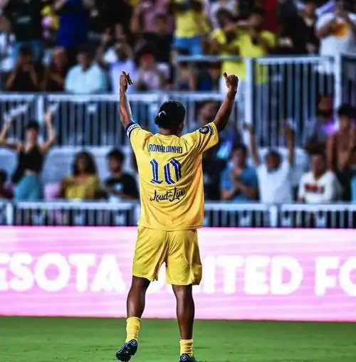 视频辅助裁 视频辅助裁