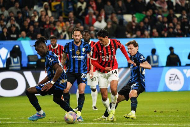 吉拉西的出 吉拉西的出